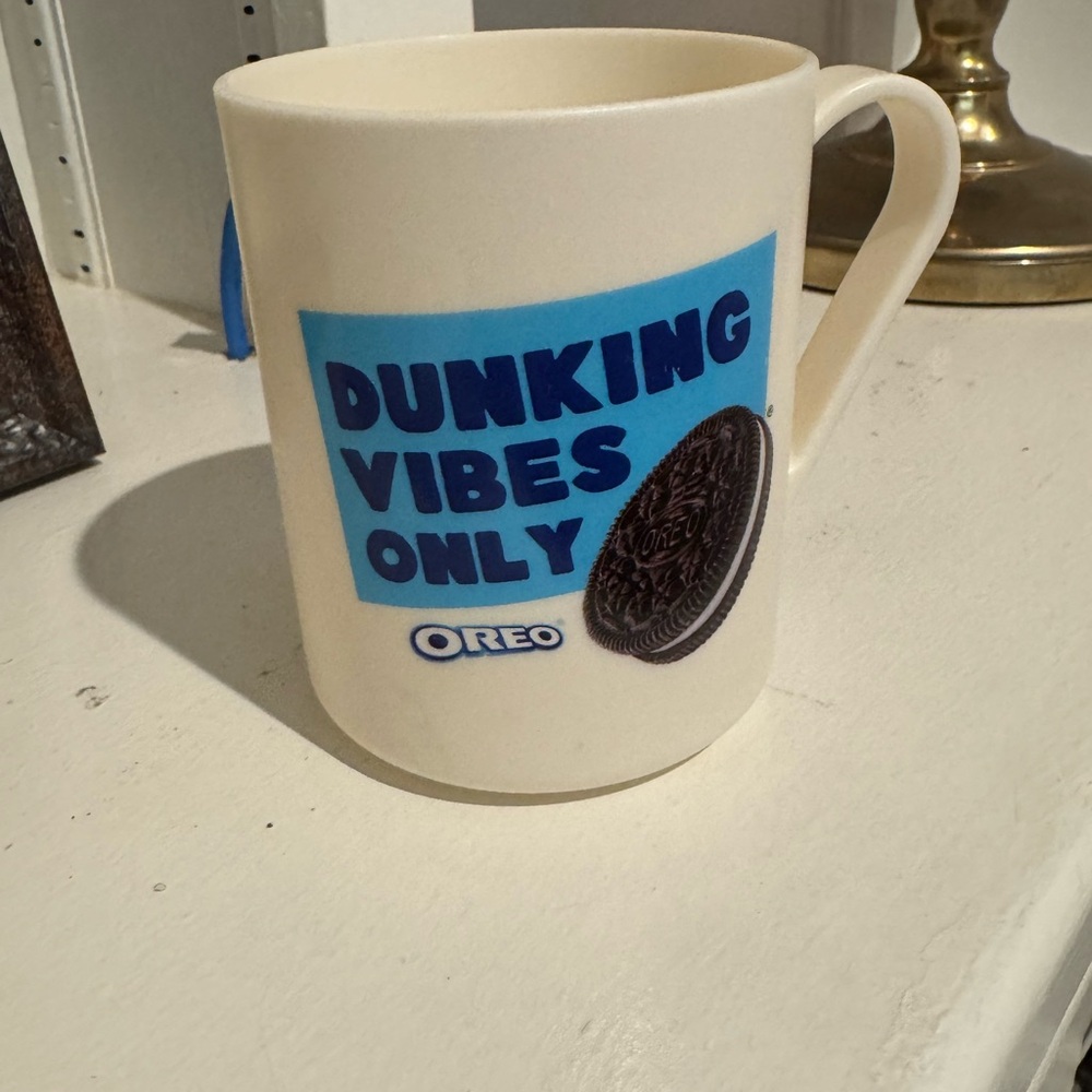 Oreo Mug “Dunking Vibes Only” 2022 Frankford Candy Plastic